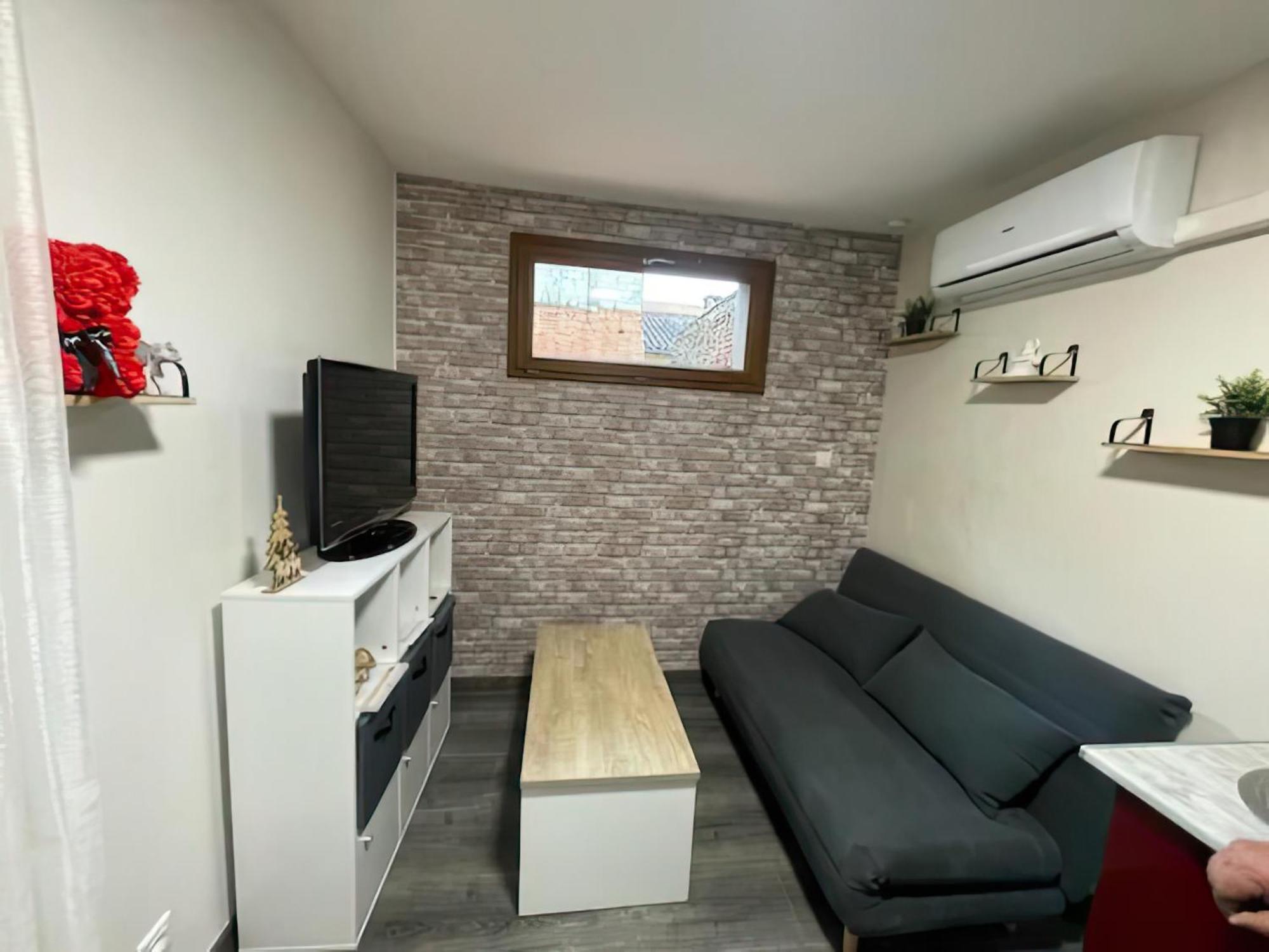 Charmant Studio 1- Hyper Centre - Coeur De Montauban-Tous Commerces A Pied Luaran gambar